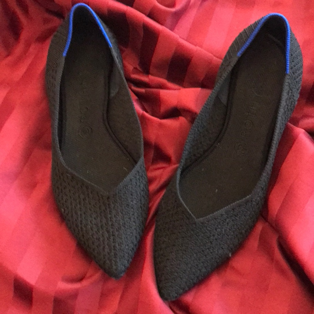 Rothys Black point 11 / 11.5